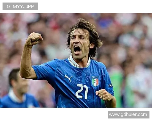 从球场指挥官到足球哲学家皮尔洛的智慧与魅力之路