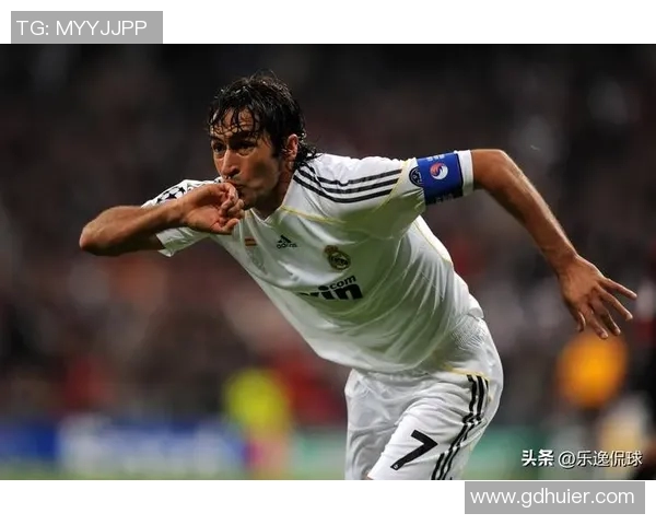 全球足球明星的技艺展示与各国风格的精彩对比