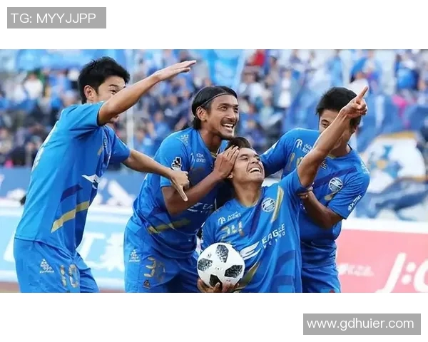 孟惊足球明星盘点及其在国际赛场上的精彩表现分析 孟惊足球明星盘点及其在国际赛场上的精彩表现分析